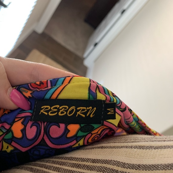 Boho-Vibe Long-sleeve Dress 
Size: M
Color: Yellow background & multi-colors - Picture 5 of 5